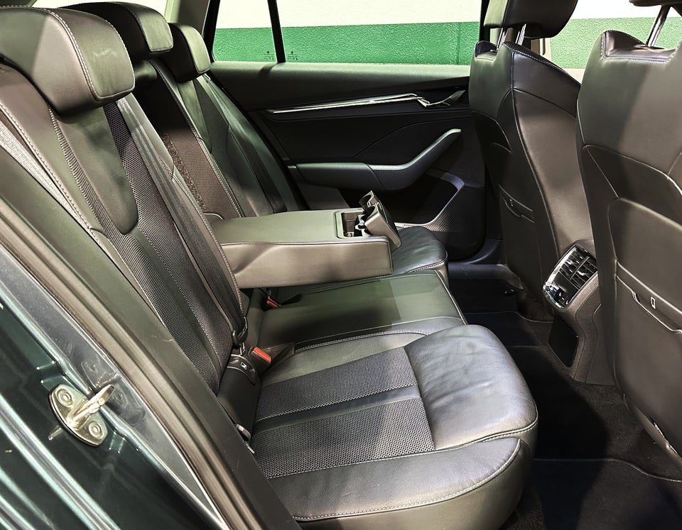 Skoda Octavia 1,4 TSi iV Plus Combi DSG 5d