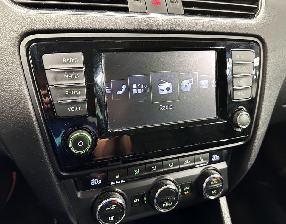 Skoda Octavia 1,6 TDi 110 Ambition 5d