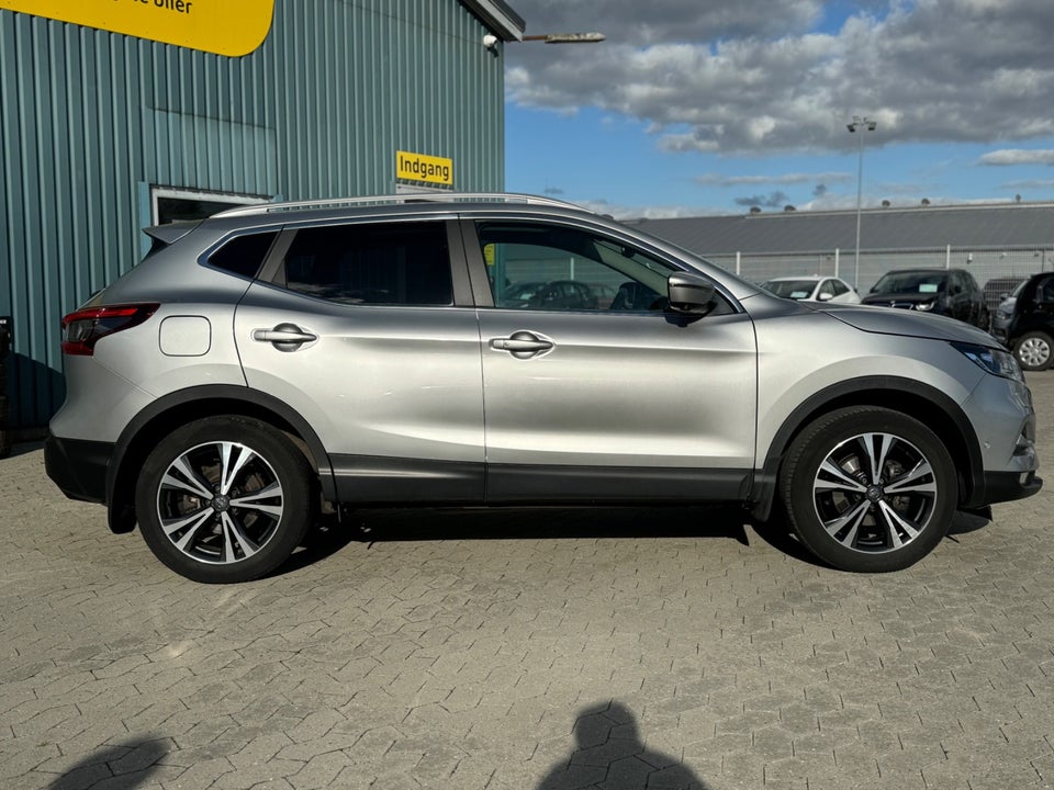 Nissan Qashqai 1,2 Dig-T 115 N-Connecta X-tr. 5d