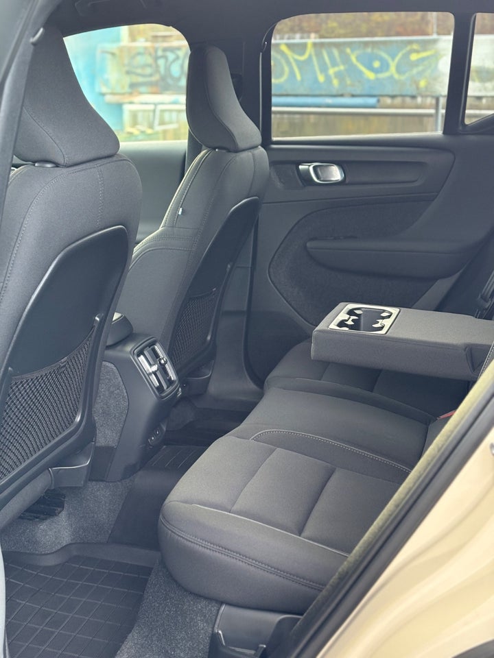 Volvo EX40 Extended Range Core 5d