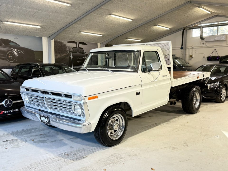 Ford F-250 7,5 Flatbed aut. 2d
