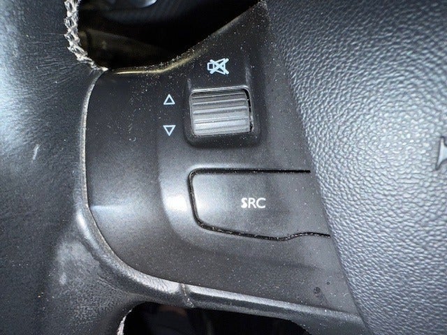 Peugeot 208 1,6 BlueHDi 100 Desire Sky 5d