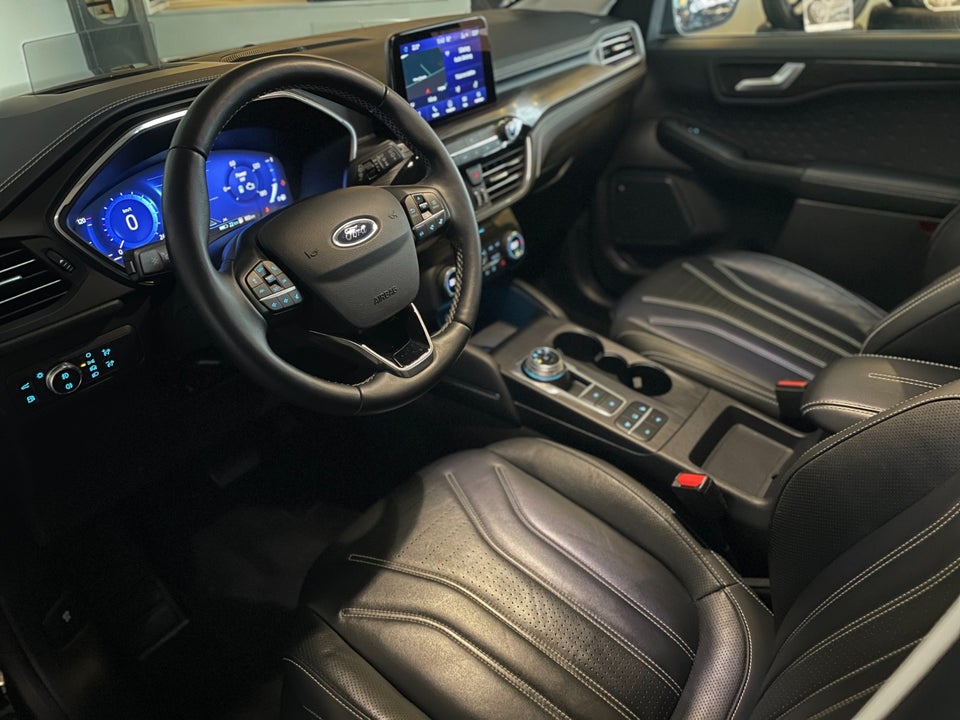 Ford Kuga 2,5 PHEV Vignale CVT 5d