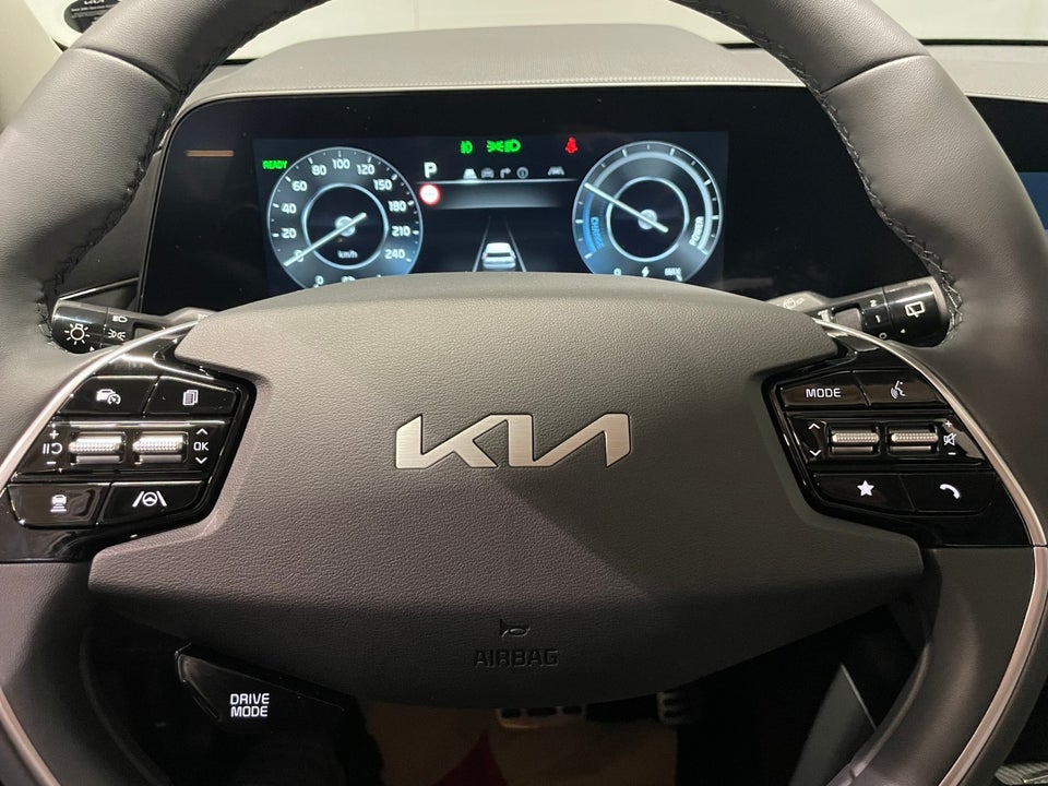 Kia Niro 64 EV Upgrade 5d