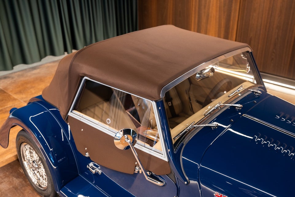 Morgan Plus 4 2,0 75 2d