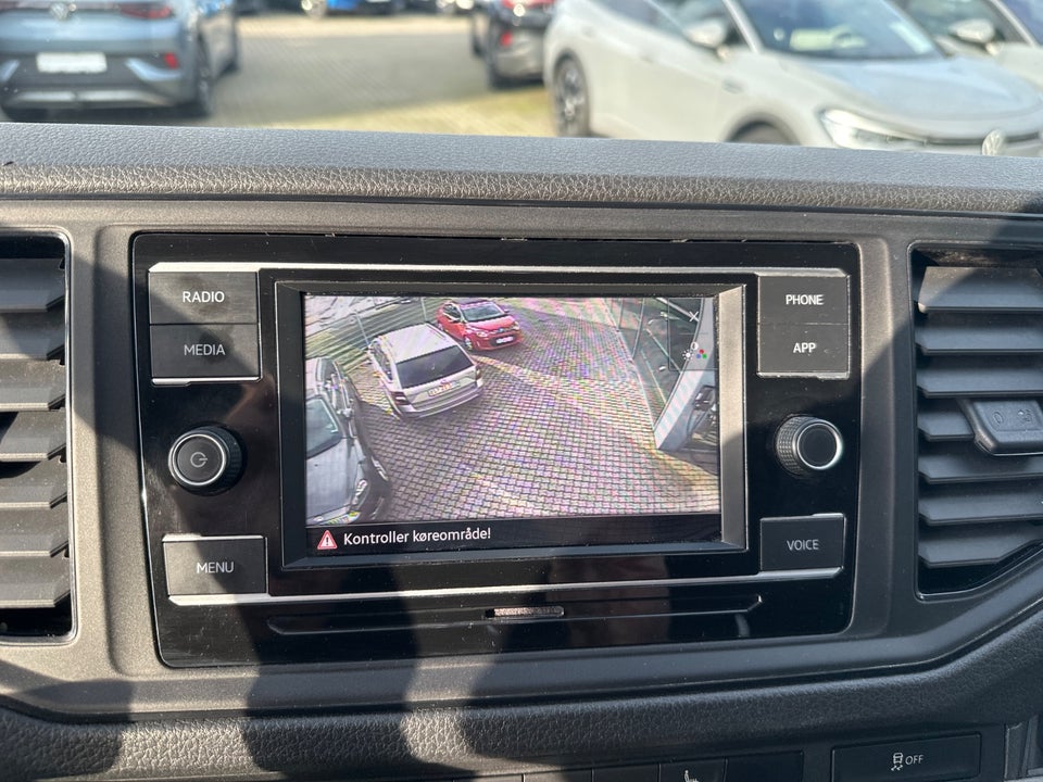 VW Crafter 35 2,0 TDi 177 Alukasse aut. 2d