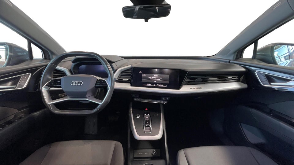 Audi Q4 e-tron 40 Advanced 5d