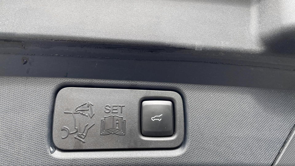 Ford Mustang Mach-E 75 Premium Standard Range AWD 5d