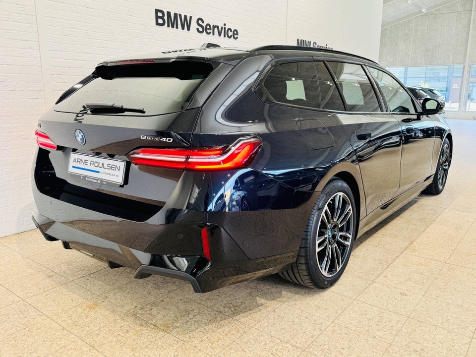 BMW i5 eDrive40 Touring M-Sport 5d