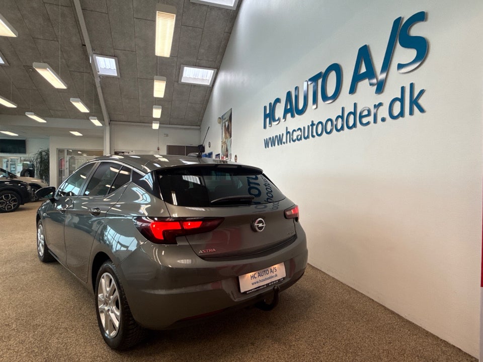 Opel Astra 1,4 T 150 Enjoy 5d