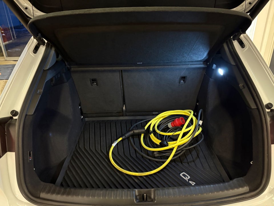 Audi Q4 e-tron 40 Advanced 5d