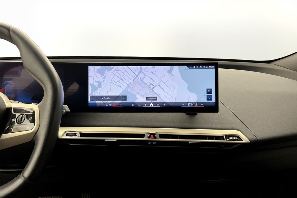 BMW iX xDrive40 Supercharged 5d