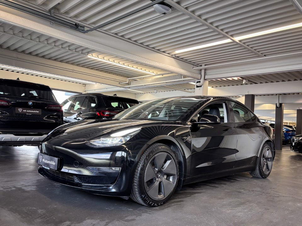 Tesla Model 3 Long Range AWD 4d