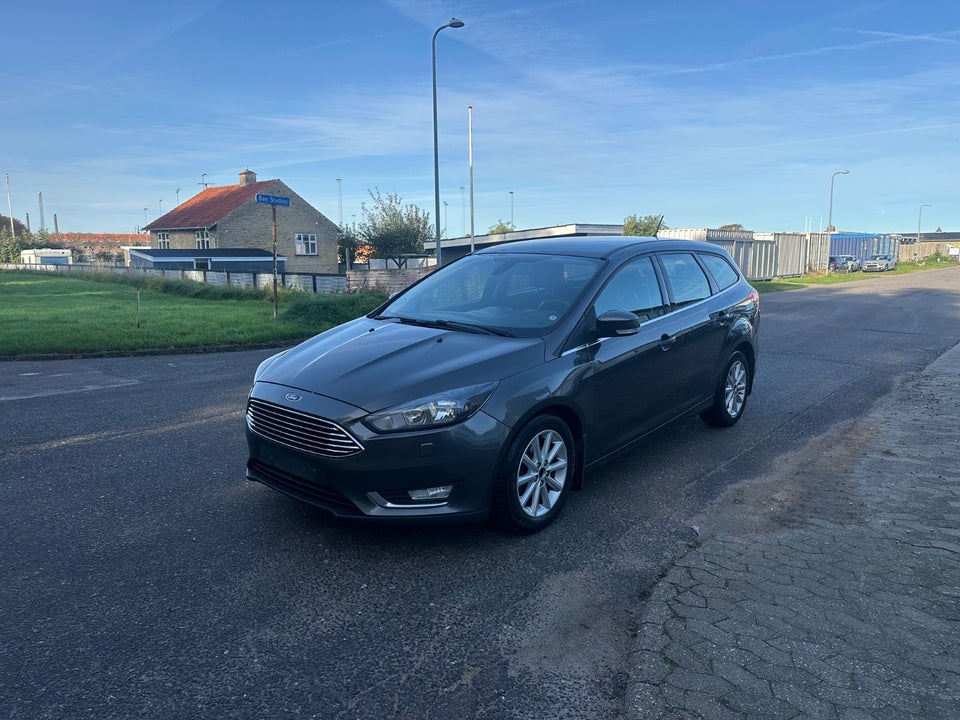 Ford Focus 1,0 SCTi 125 Titanium stc. 5d