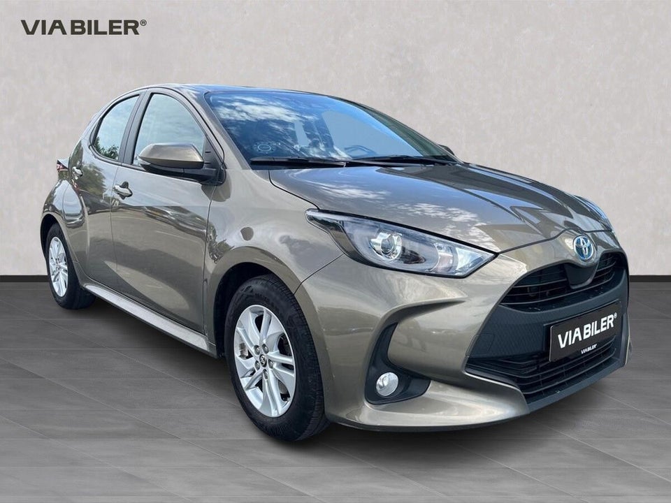 Toyota Yaris 1,5 Hybrid Active e-CVT 5d