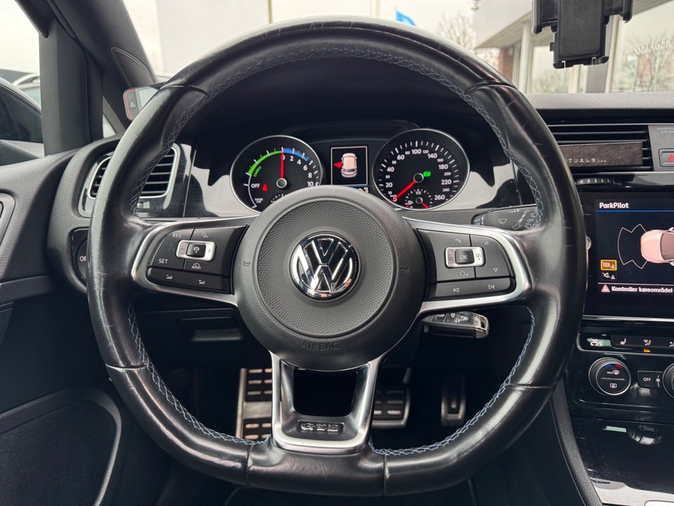 VW Golf VII 1,4 GTE DSG 5d