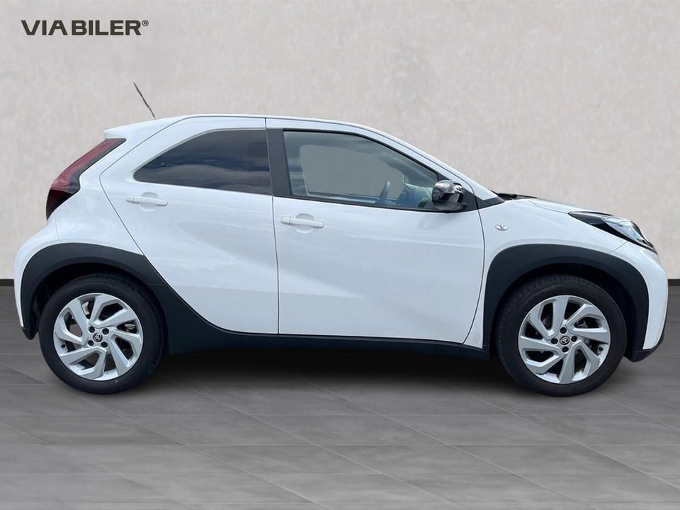 Toyota Aygo X 1,0 Active 5d