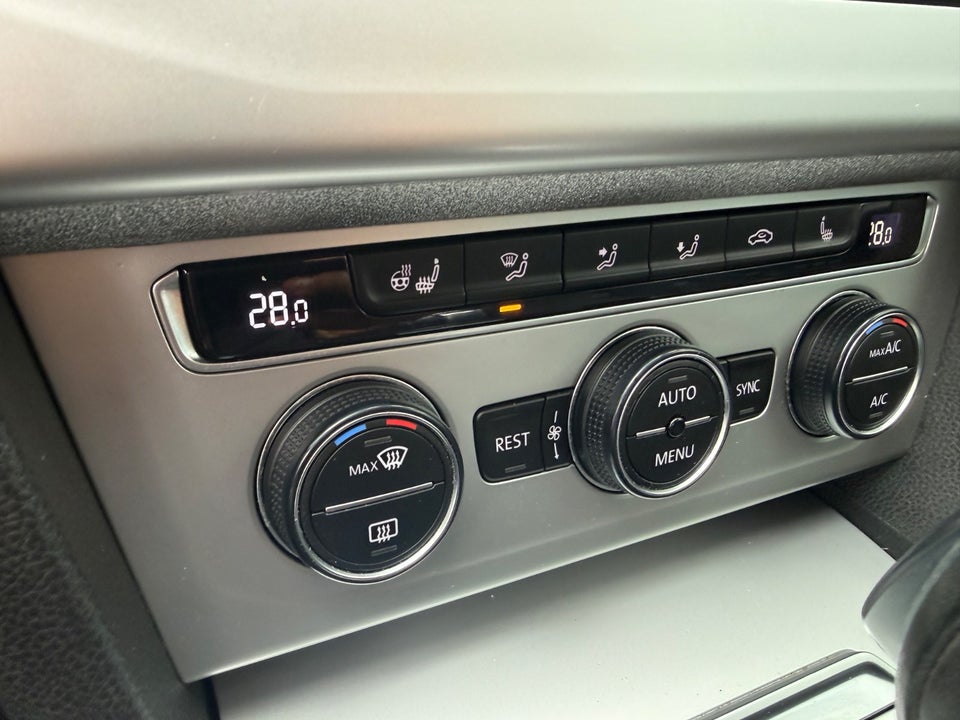 VW Passat 2,0 TDi 150 Comfort+ DSG 4d