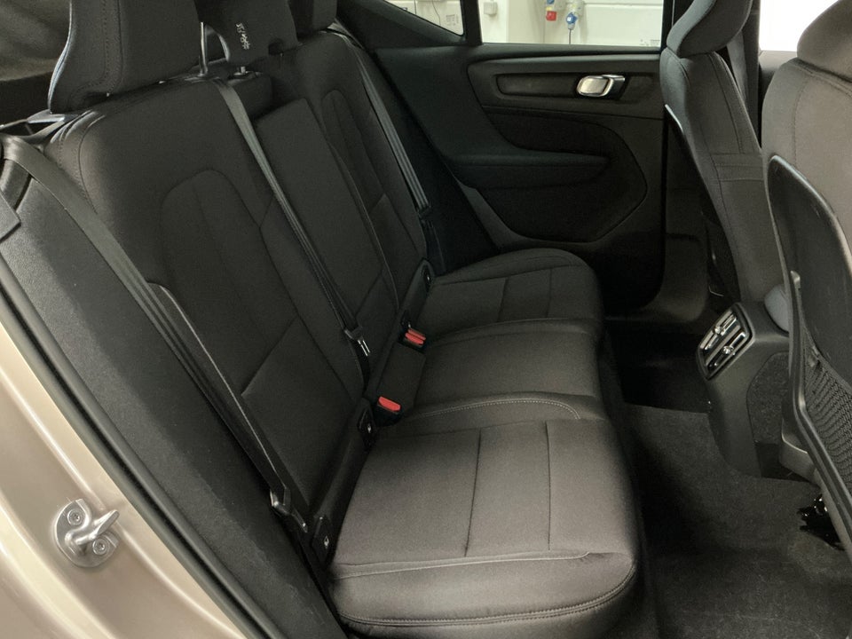 Volvo XC40 P6 ReCharge Core 5d