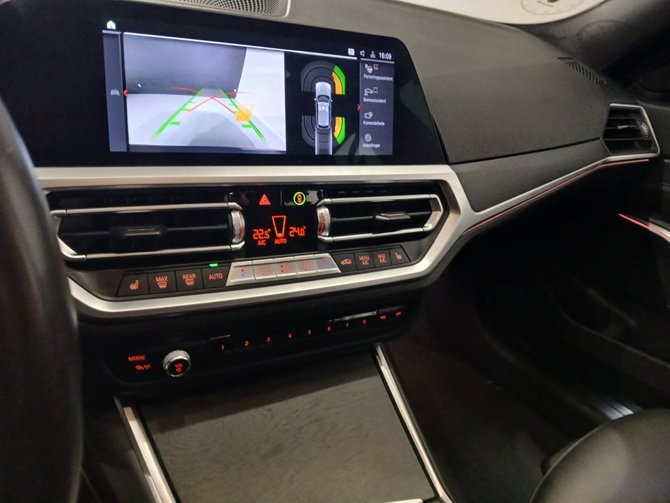 BMW 330i 2,0 Touring M-Sport aut. 5d