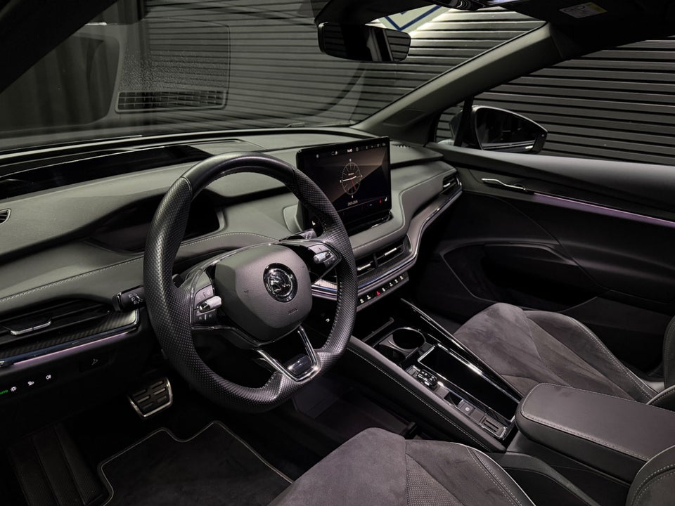 Skoda Enyaq 80 iV Sportline Maxx 5d