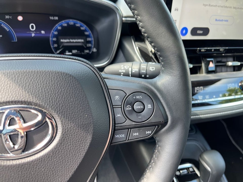 Toyota Corolla 1,8 Hybrid Style Touring Sports e-CVT 5d