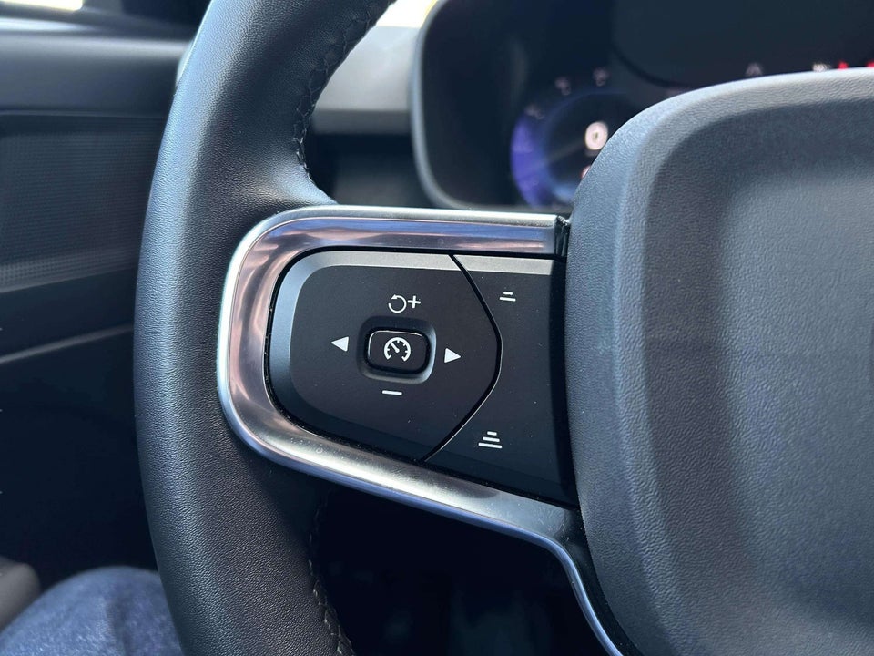 Volvo XC40 P6 ReCharge Core 5d