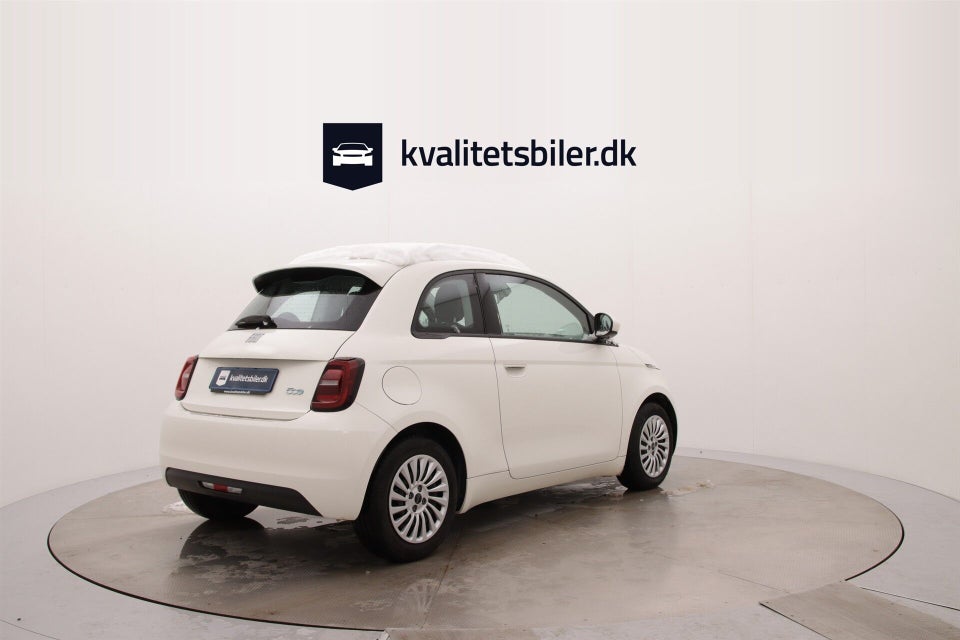 Fiat 500e 24 Action 3d