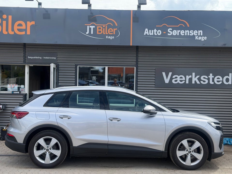 Audi Q4 e-tron 35 Proline 5d