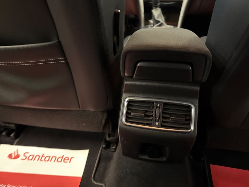 Renault Megane IV 1,3 TCe 140 Limited Sport Tourer 5d