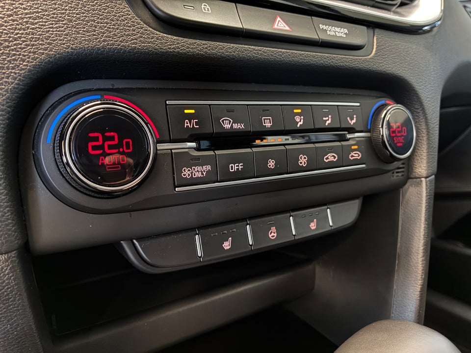 Kia XCeed 1,6 PHEV Prestige DCT 5d