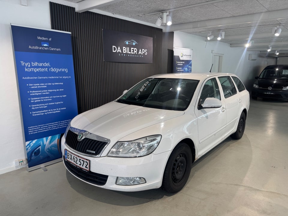 Skoda Octavia 1,6 TDi 105 Ambiente Combi GreenLine 5d