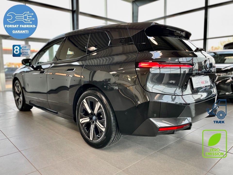 BMW iX xDrive40 Super Charged 5d