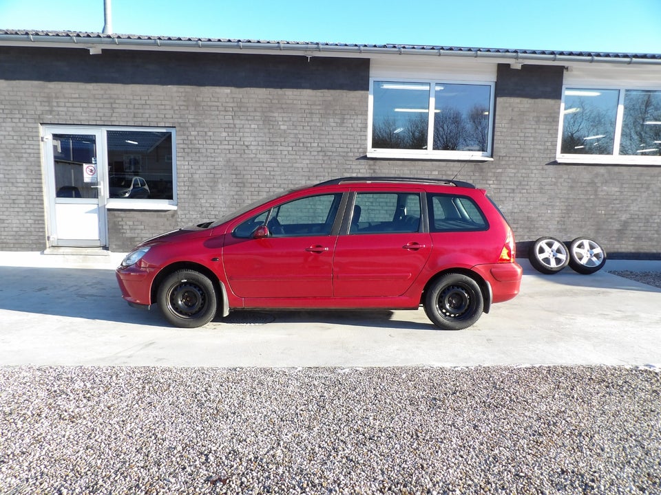 Peugeot 307 1,6 Edition stc. 5d