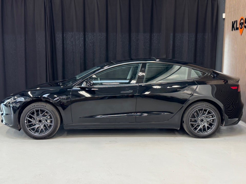 Tesla Model 3 Long Range RWD 4d
