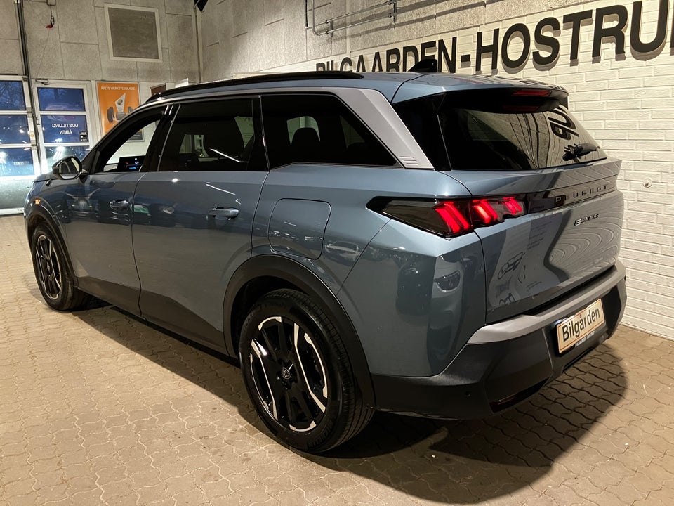 Peugeot e-5008 77 Allure 7prs 5d