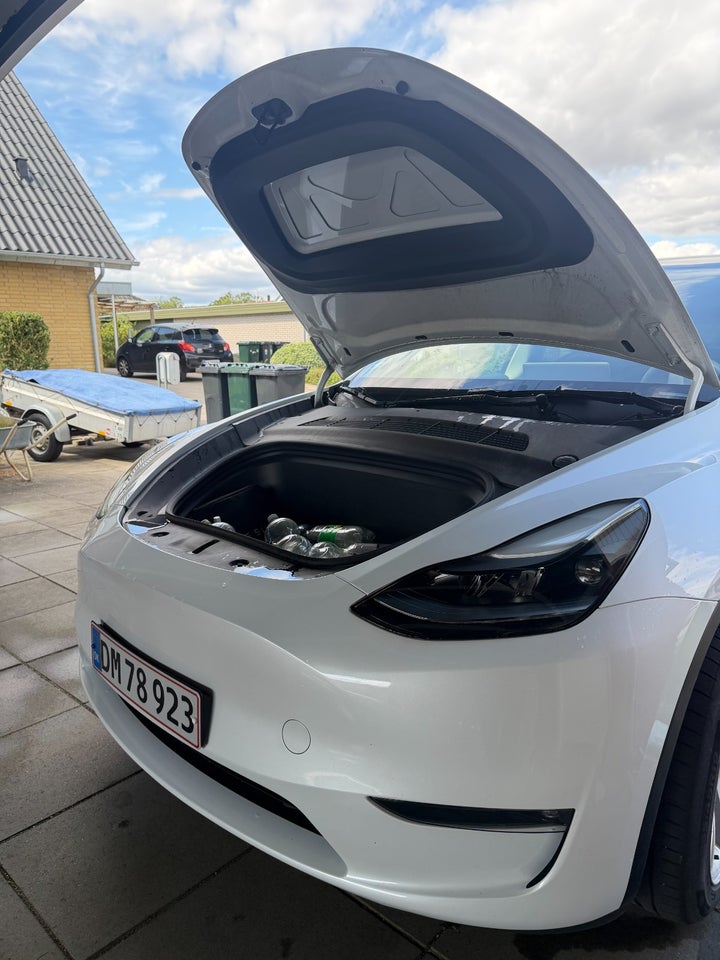 Tesla Model Y Long Range AWD 5d