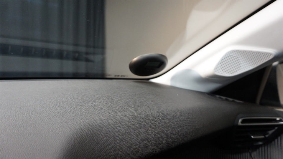 Peugeot e-208 50 Active 5d