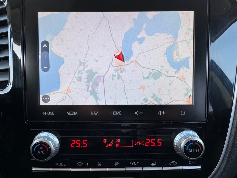 Mitsubishi Outlander 2,4 PHEV Intense CVT 4WD 5d