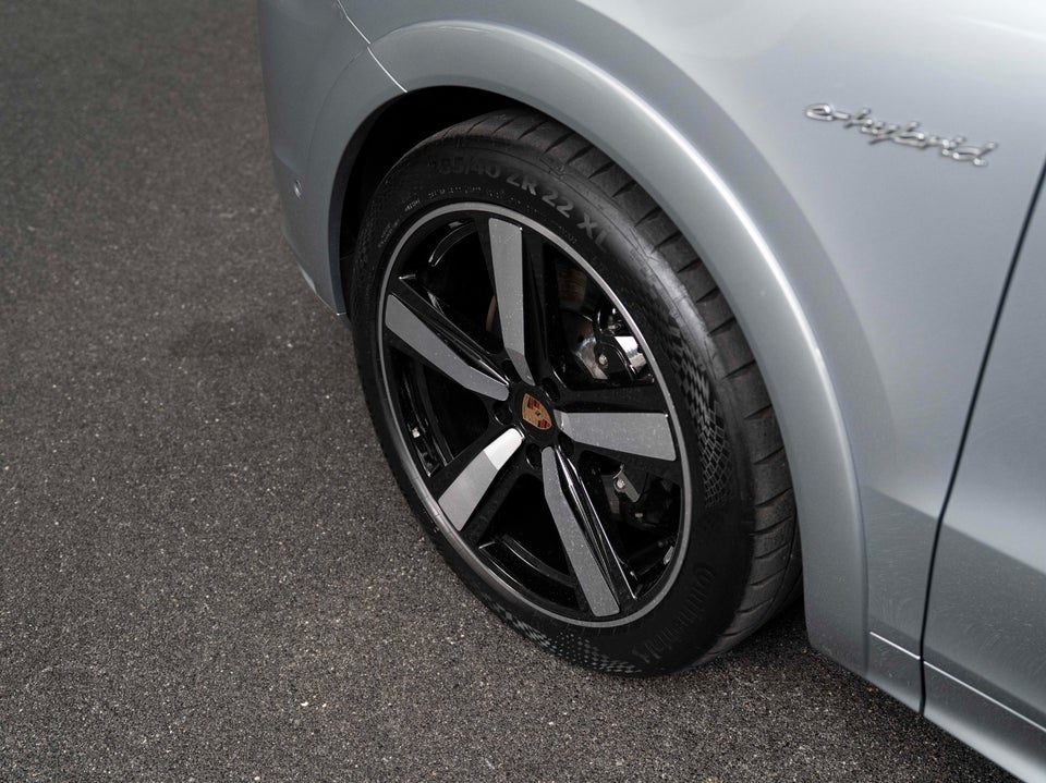 Porsche Cayenne 3,0 E-Hybrid Coupé Tiptr. 5d