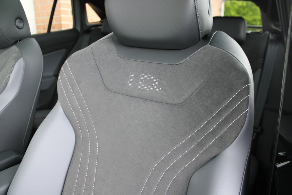 VW ID.5 77 Style 5d