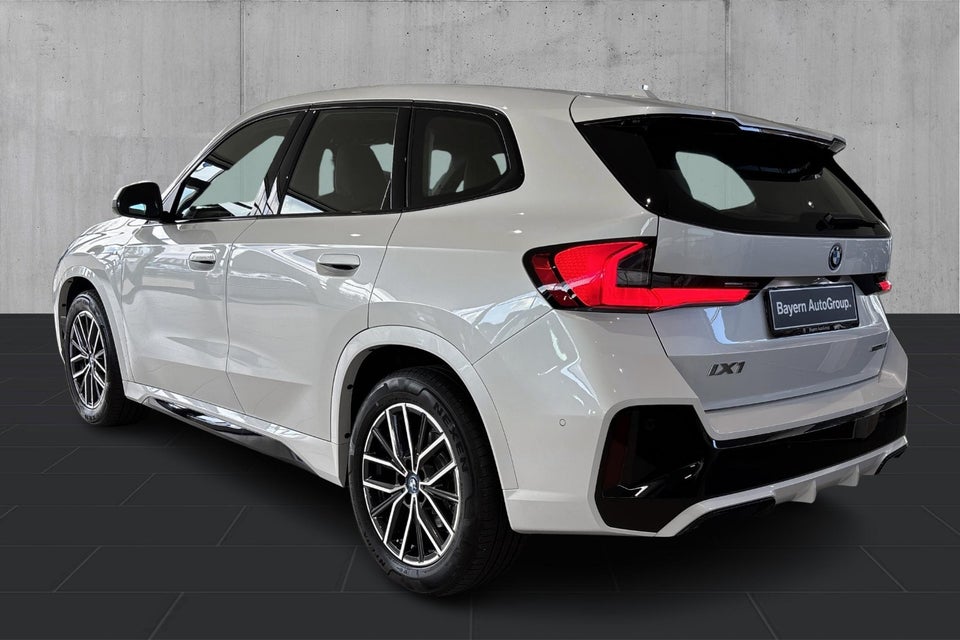BMW iX1 eDrive20 M-Sport 5d