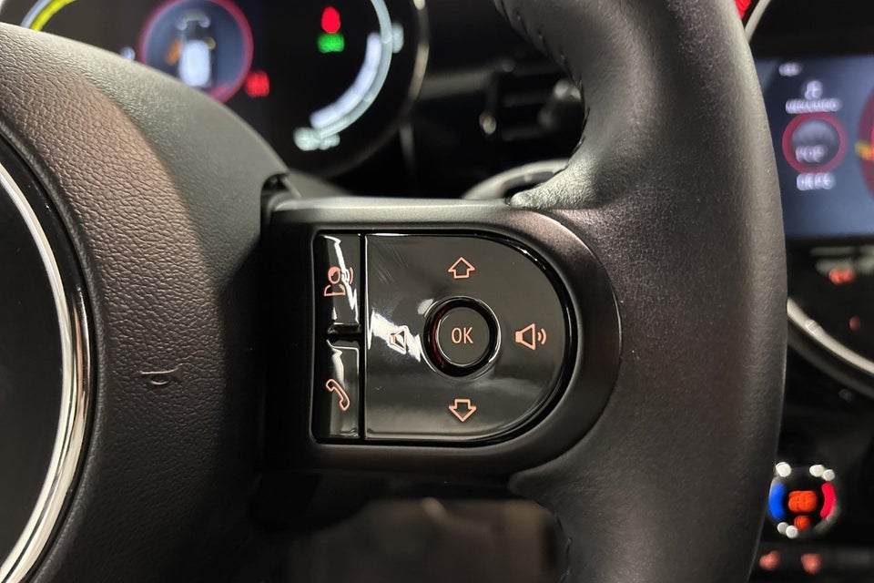 MINI Cooper SE Classic Trim 3d