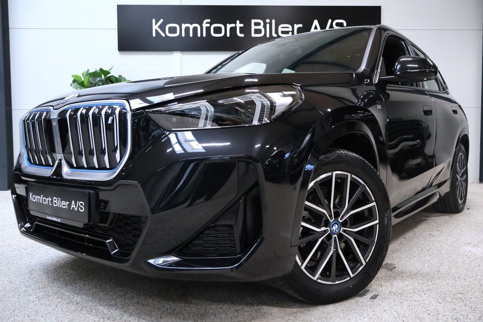 BMW iX1 xDrive30 M-Sport 5d