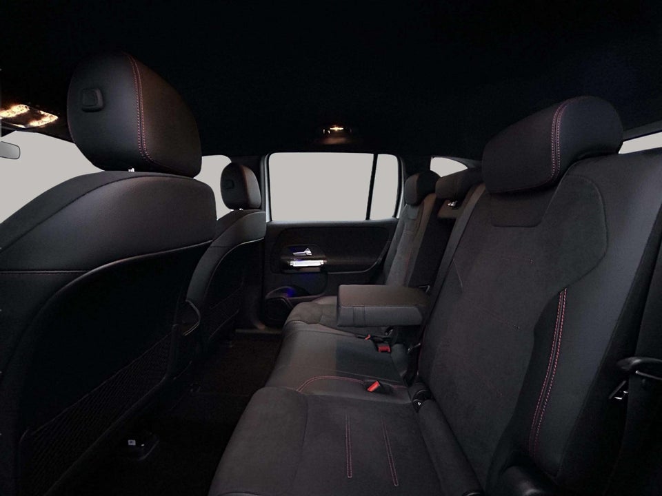 Mercedes EQB250 AMG Line 5d