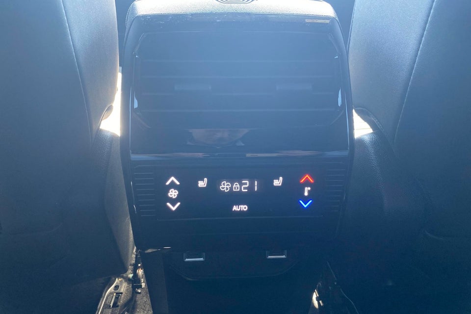 Peugeot e-5008 77 GT Pack 7prs 5d