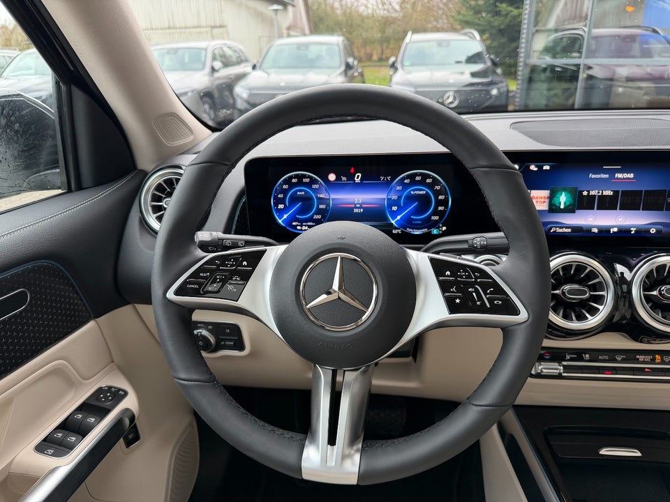 Mercedes EQB250+ Progressive 5d