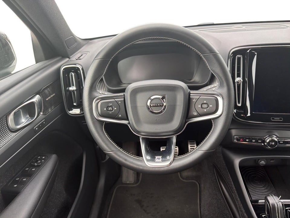 Volvo XC40 2,0 D4 190 R-Design aut. AWD 5d