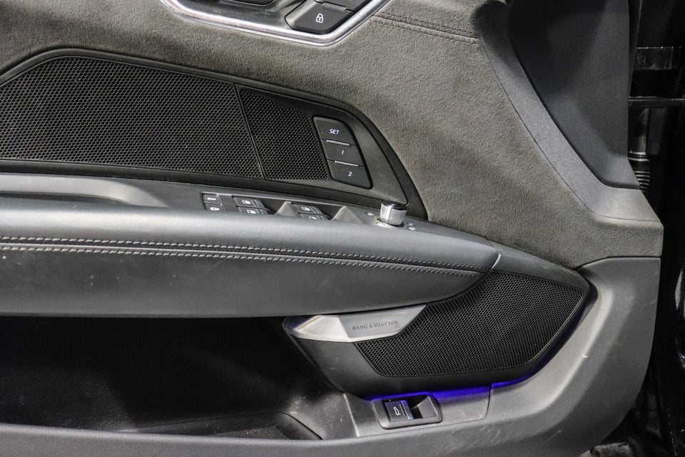 Audi e-tron GT quattro 4d