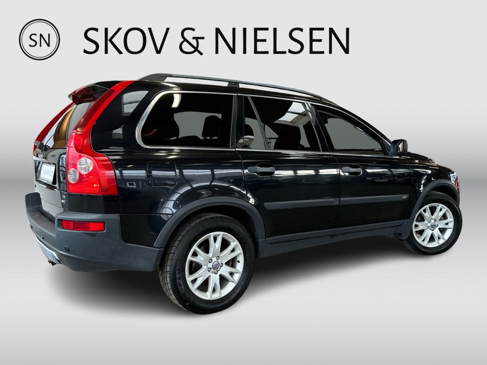 Volvo XC90 2,4 D 163 Summum aut. AWD 5d